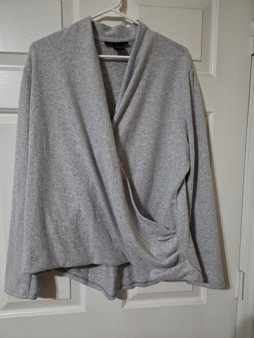 NWOT SZ 18/20 Ashley Stewart Light Gray Draped Wrap Women's Sweater